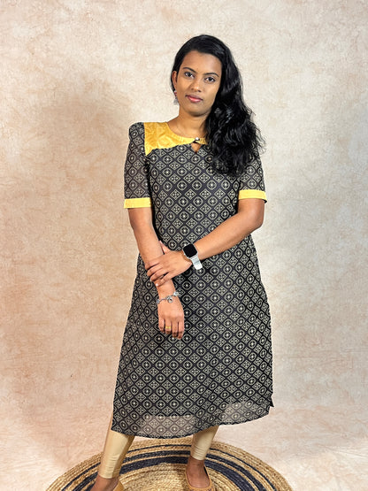 Black and Gold Printed Chanderi Kurti (YM0031)